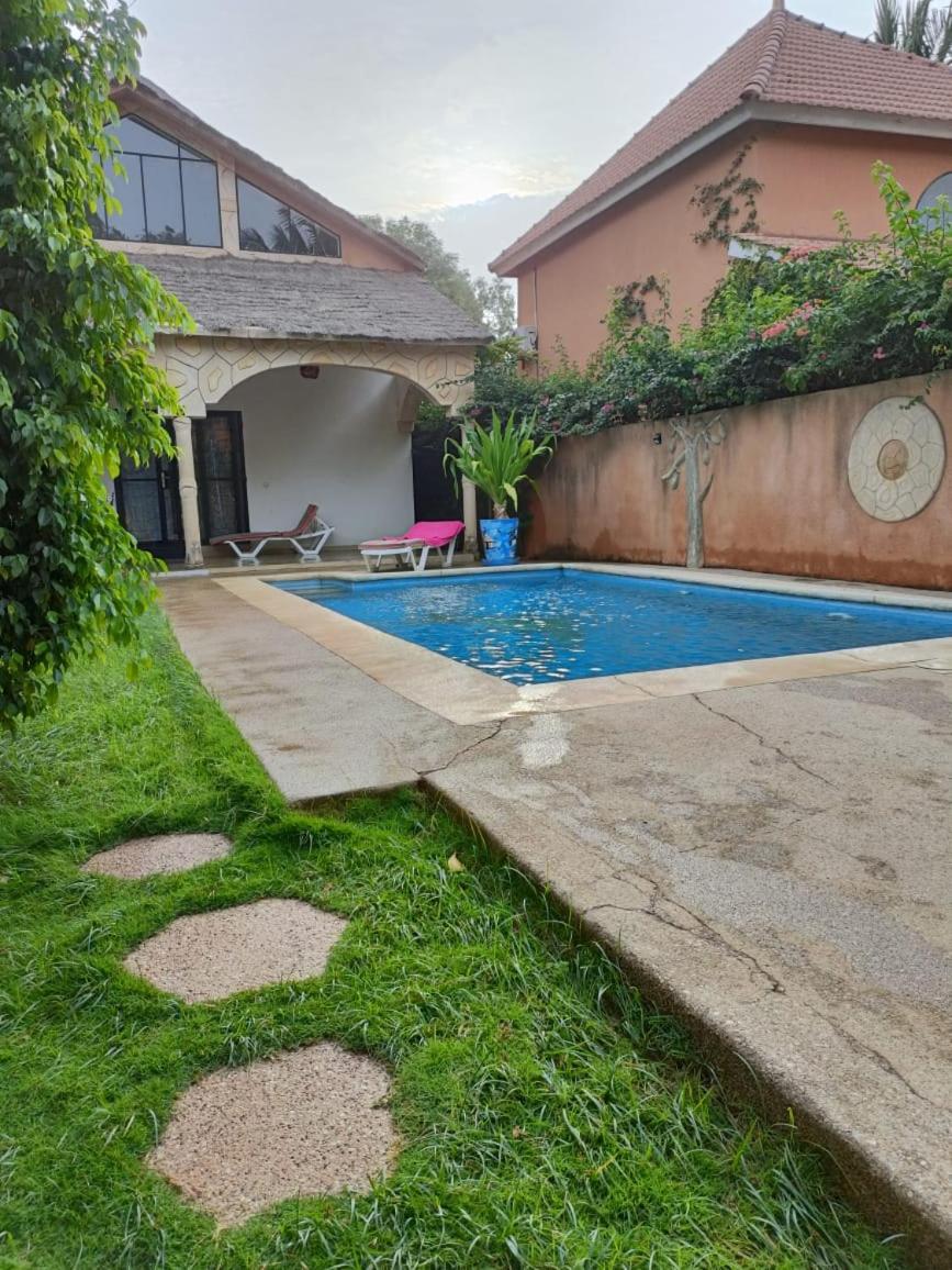 Villa Na Aldiana Saly Zewnętrze zdjęcie